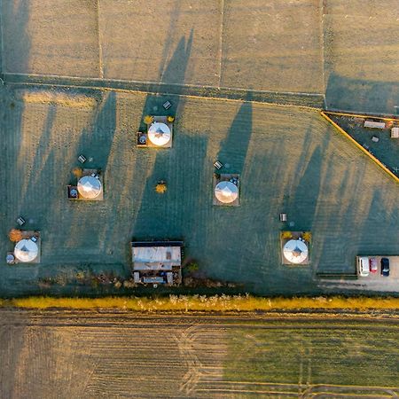 ホテル Lincoln Yurts エクステリア 写真