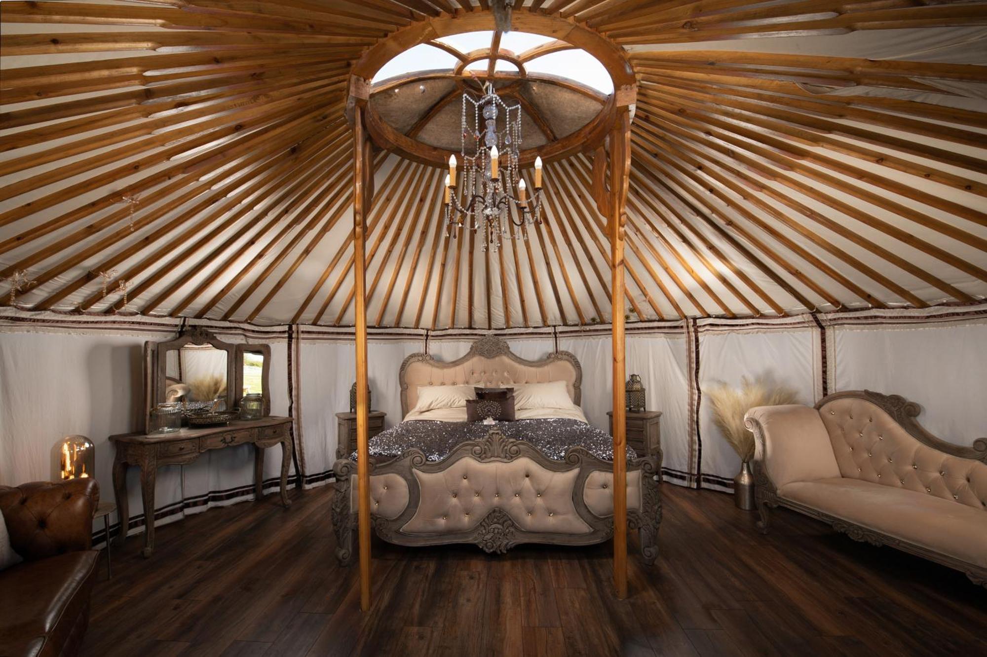 ホテル Lincoln Yurts エクステリア 写真