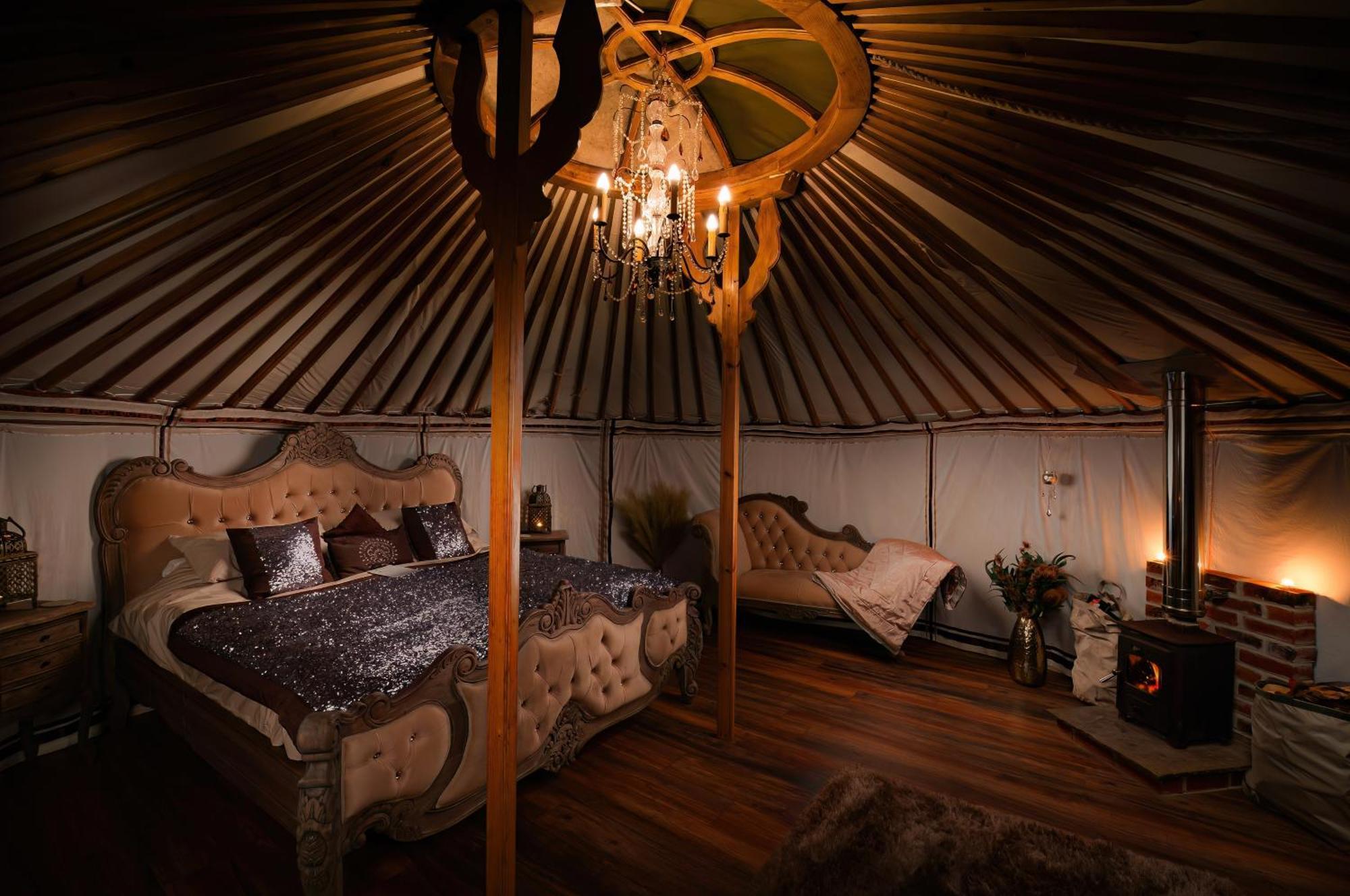 ホテル Lincoln Yurts エクステリア 写真